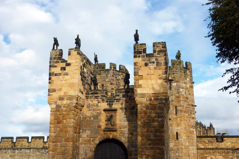 alnwick-castle